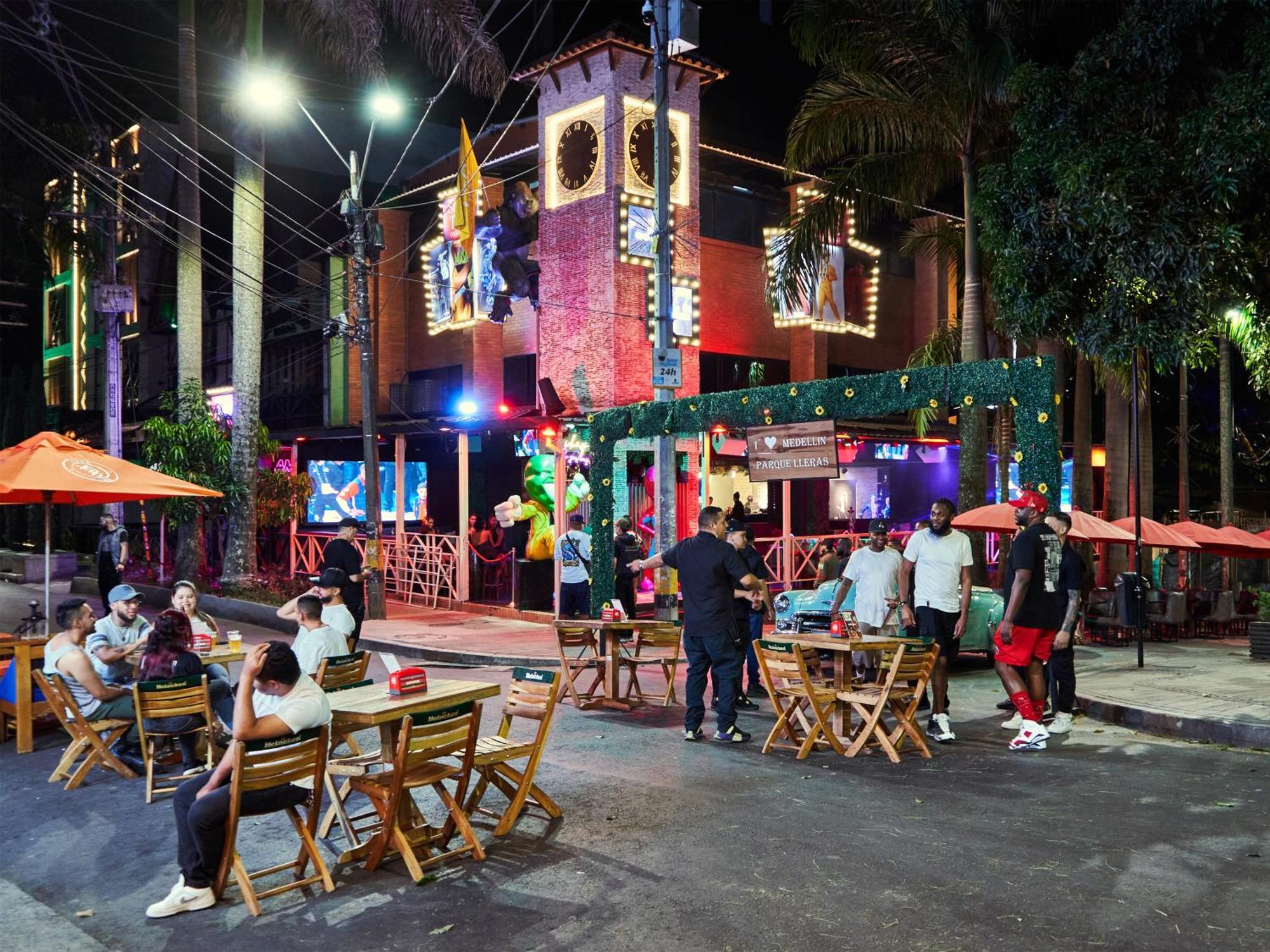 Stanza Hotel Medellin Exterior photo